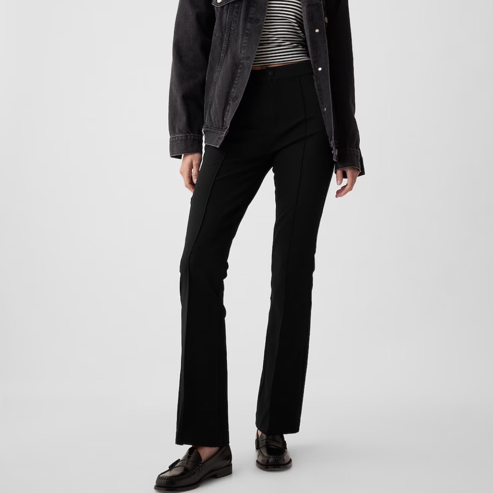 Gap High Rise BiStretch black Flare Pants with center seam
